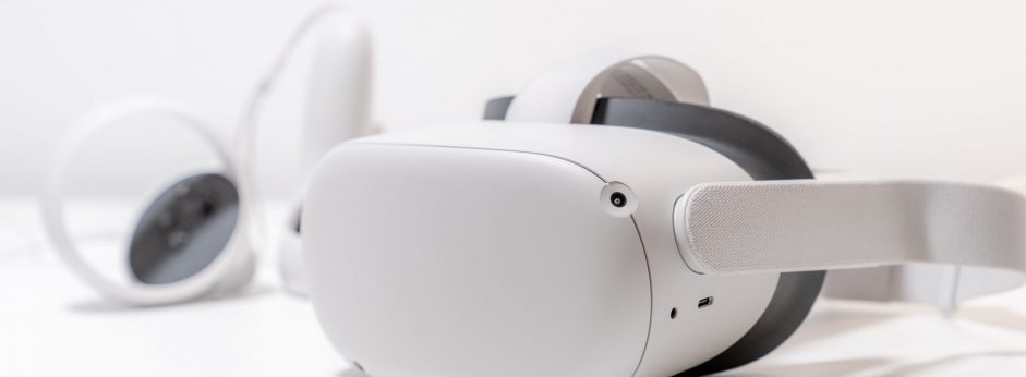 Augmented & Virtual Reality